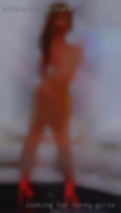 Looking for horny girls fun with the right ones.